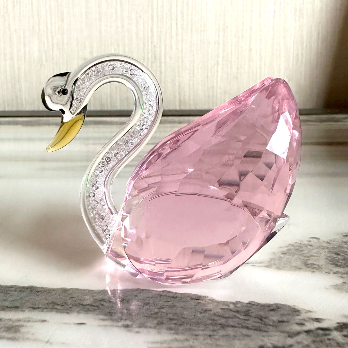 3 Colors Bigger Swan Crystal G - Paper Weight Crystal บทวิจารณ์และราคา