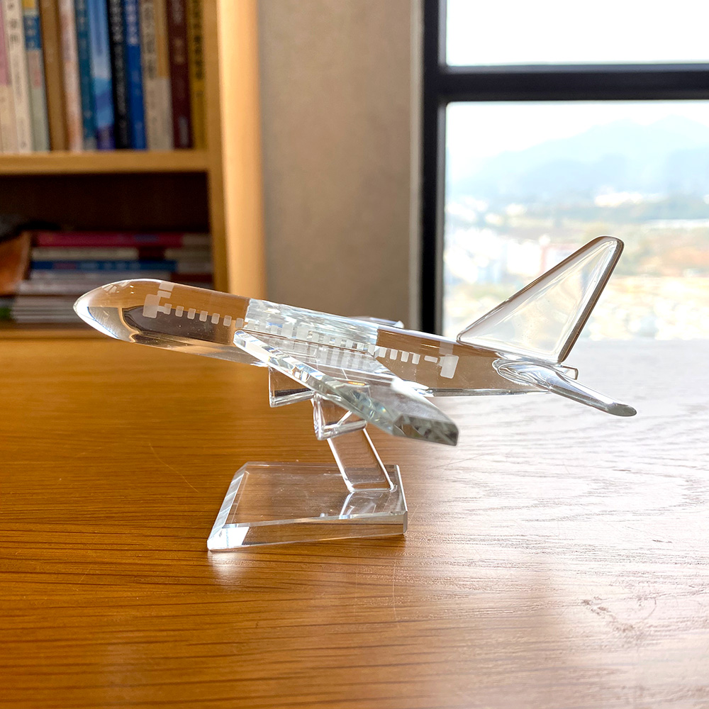 Clear Crystal Cute  Aircraft F - Paper Weight Crystal บทวิจารณ์และราคา